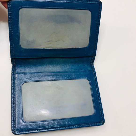 LOUIS VUITTON Toledo Blue Epi Business Cardholder - Picture 5 of 8